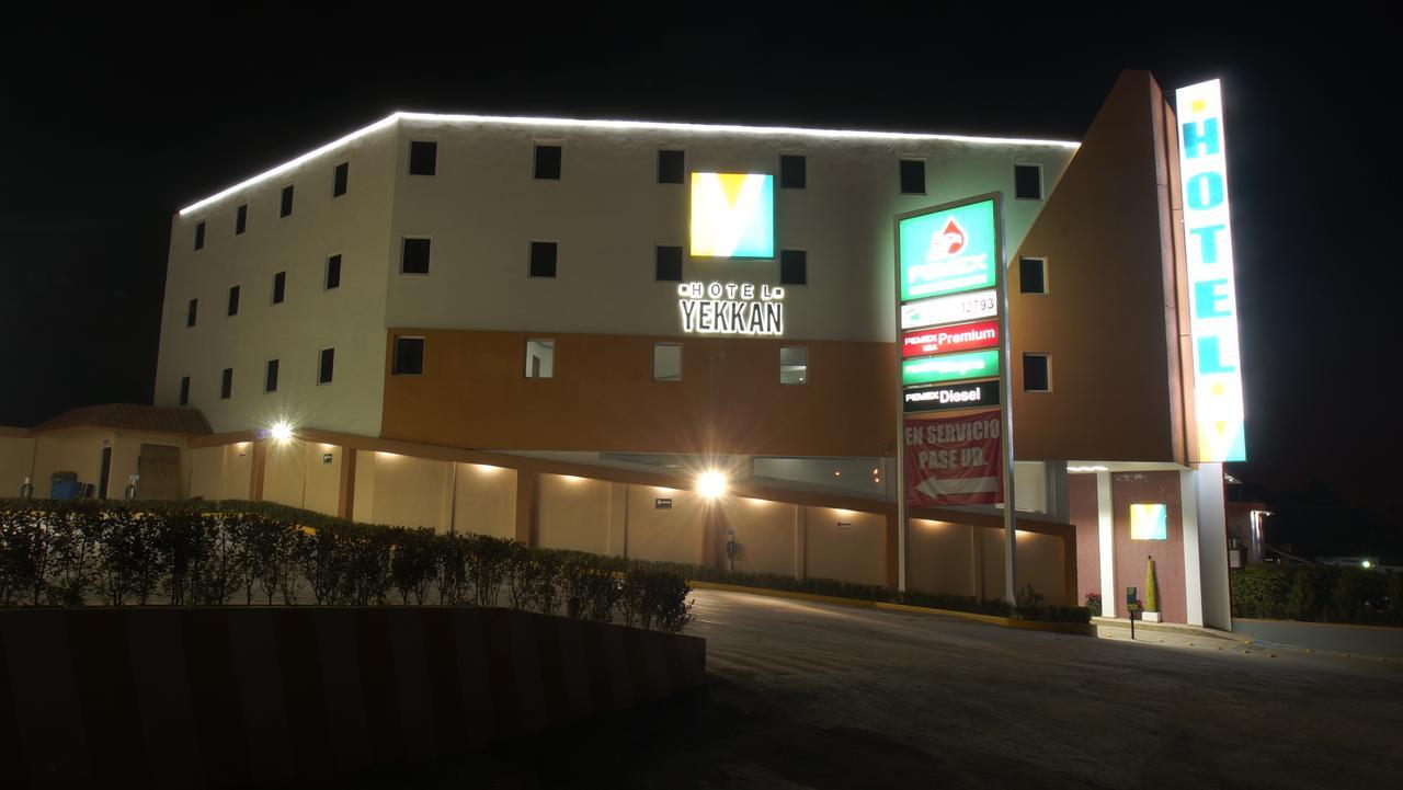 Hotel Yekkan Huauchinango Buitenkant foto