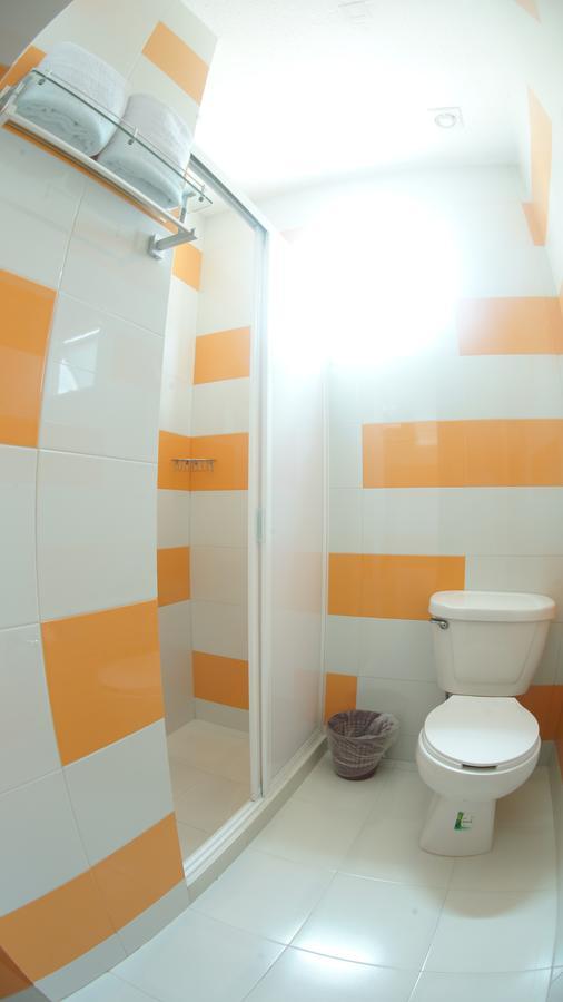 Hotel Yekkan Huauchinango Buitenkant foto